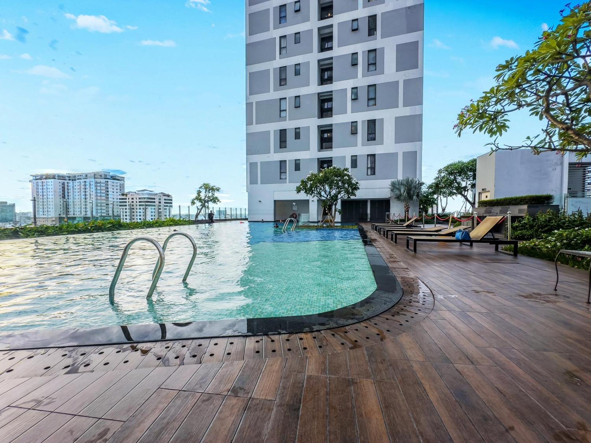 Rivergate Serviced Apartments Хошимин Экстерьер фото